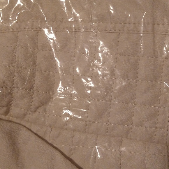 Jacket - Picture 15 of 16